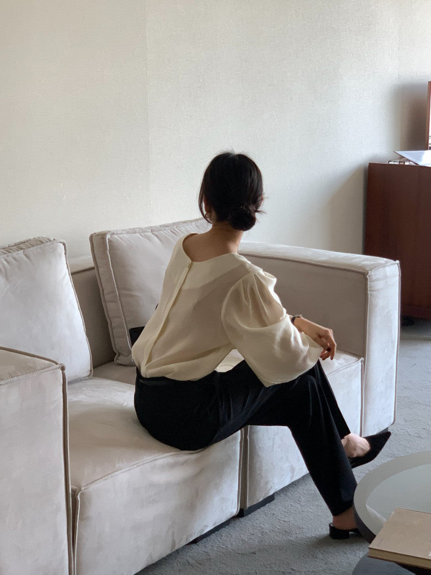 Button Riversible Blouse