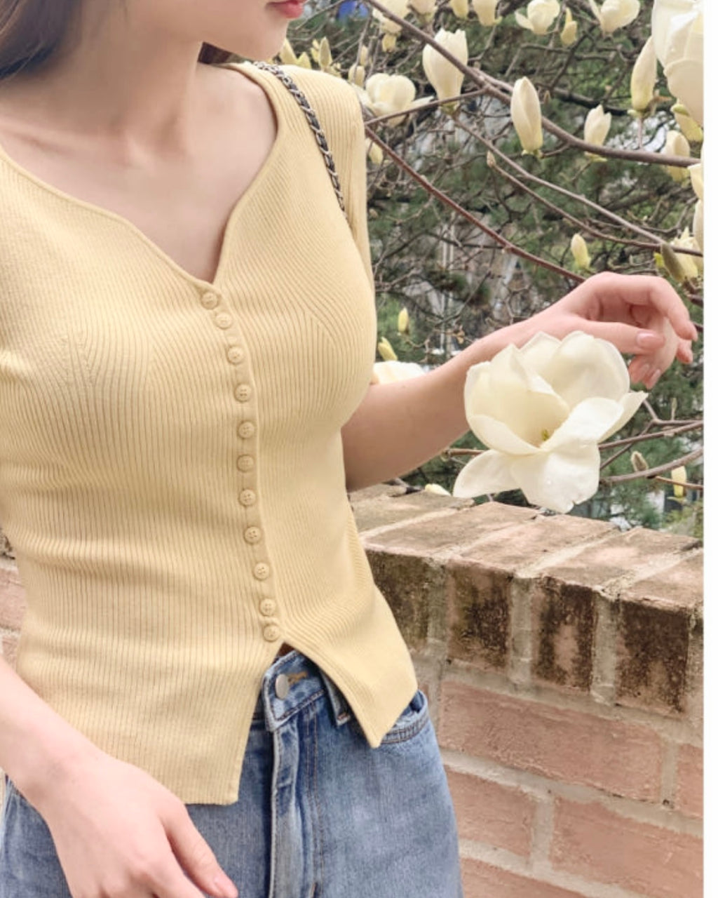Heart-Neck Button Half-Sleeve Cardigan