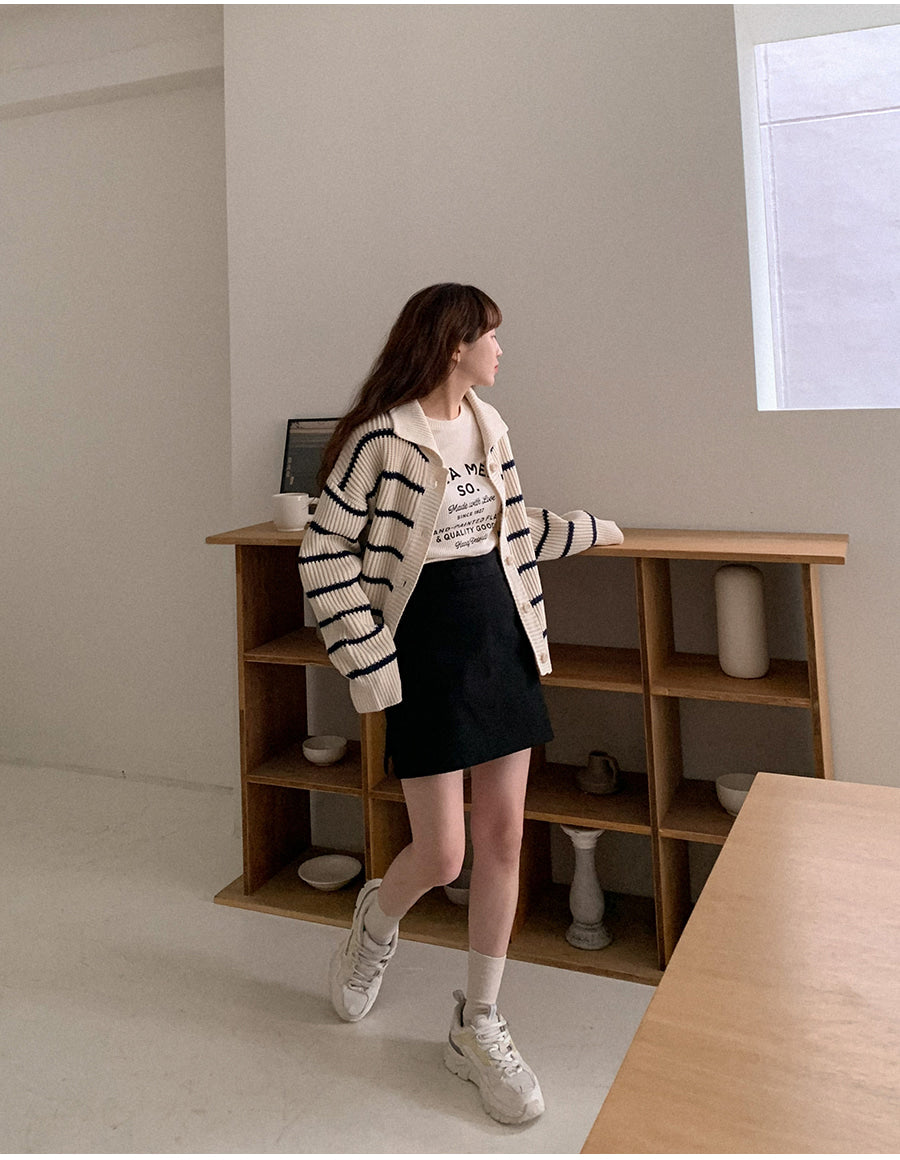 Striped Collor Cardigan