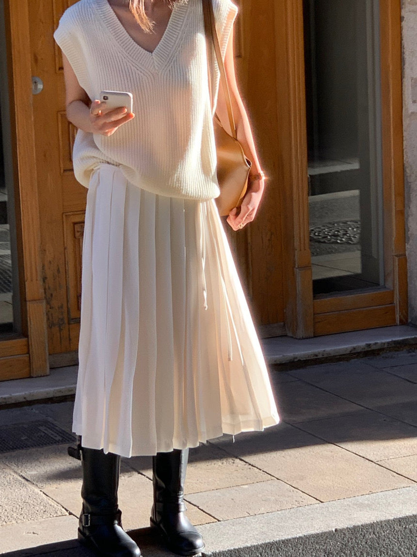 Live Pleats Skirt