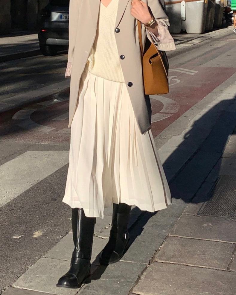 Live Pleats Skirt