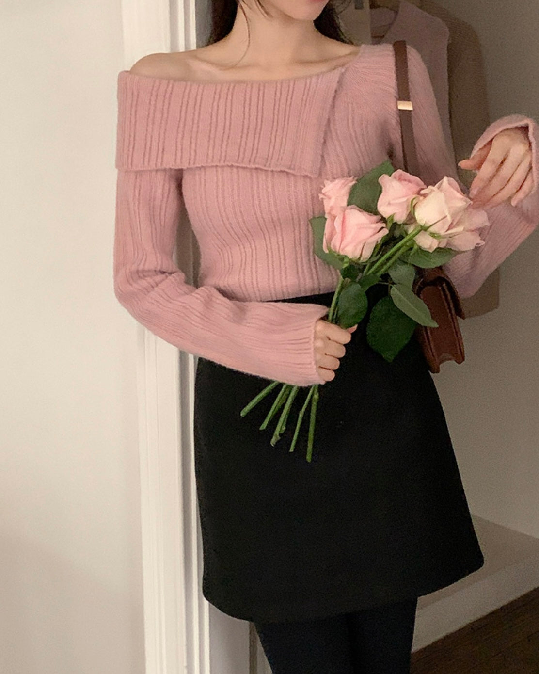 Unbalanced Collar Ribbed Knit