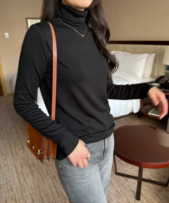Mari Brushed Turtle-Neck