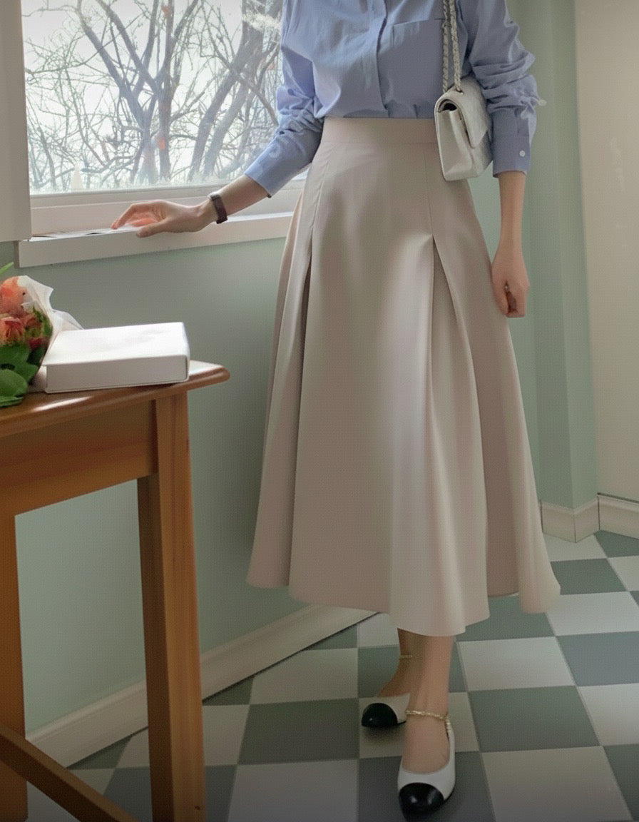 Carlton Back-Banding Skirt