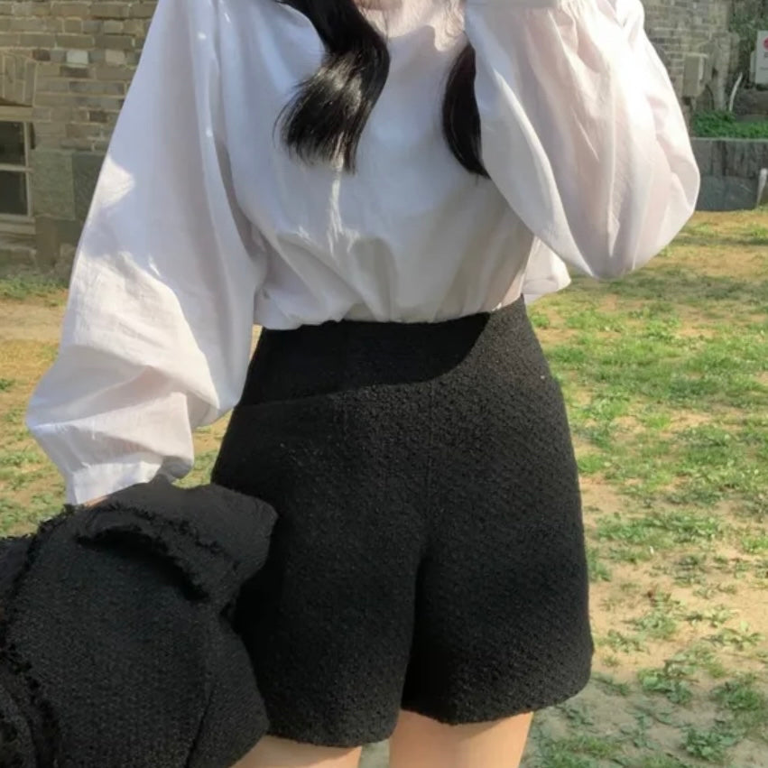 [XS,S] Monica Tweed Shorts