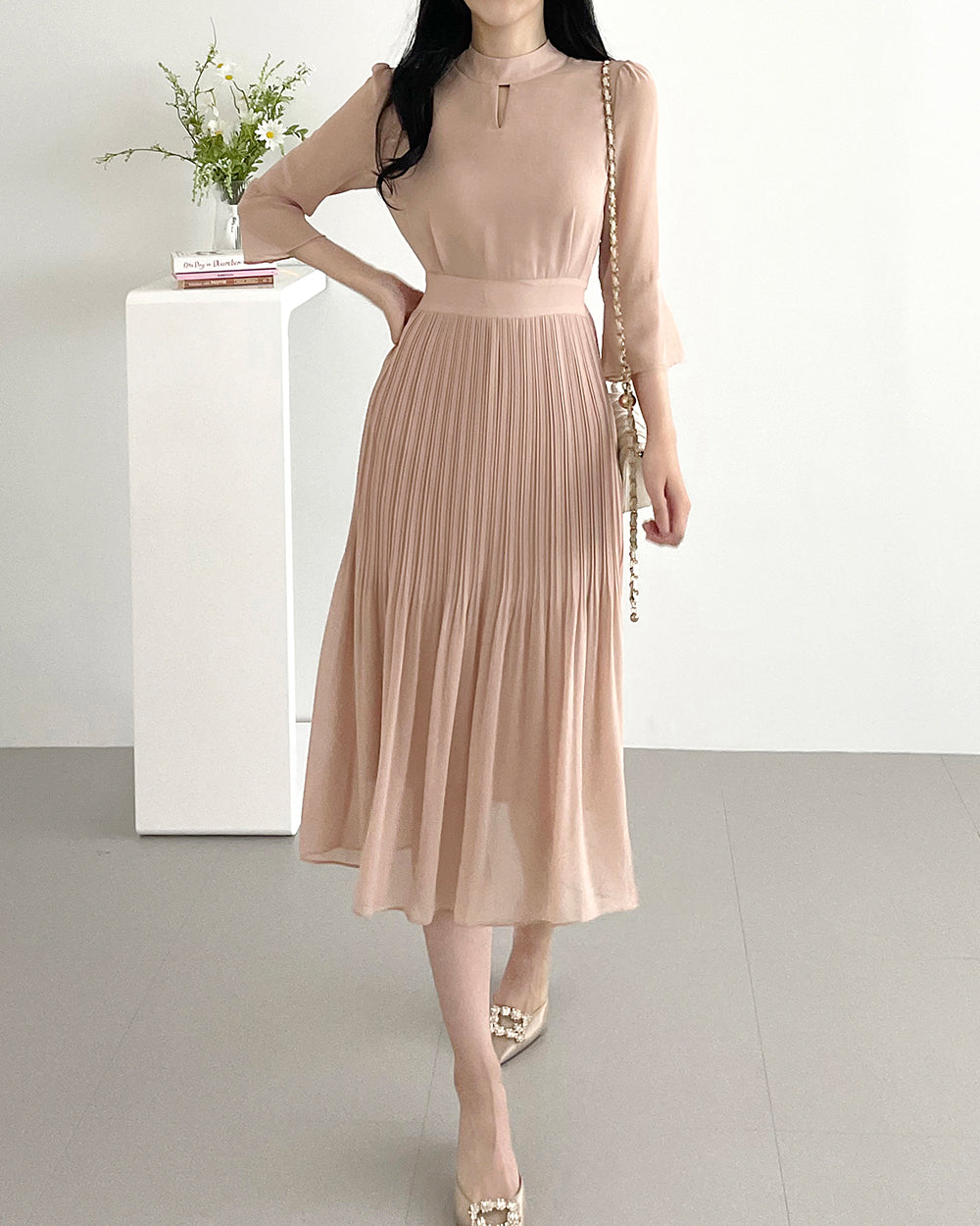 [ Pre-order ] Chiffon Pleats Dress
