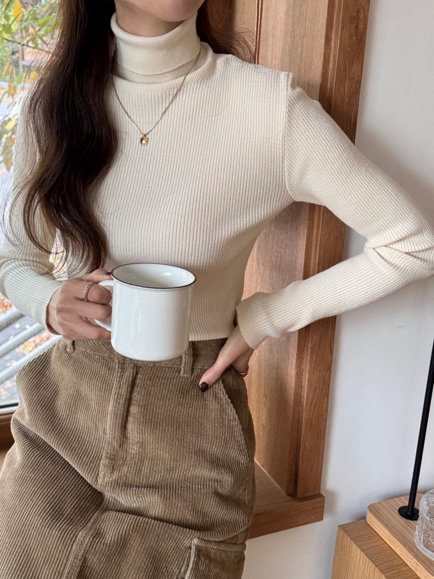 Senne Ribbed Turtle-Neck