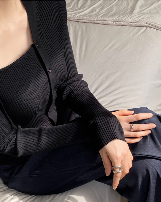 Unbalanced Ribbon Ribbed Knit