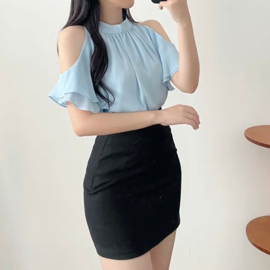 Frill Off-Shoulder Blouse