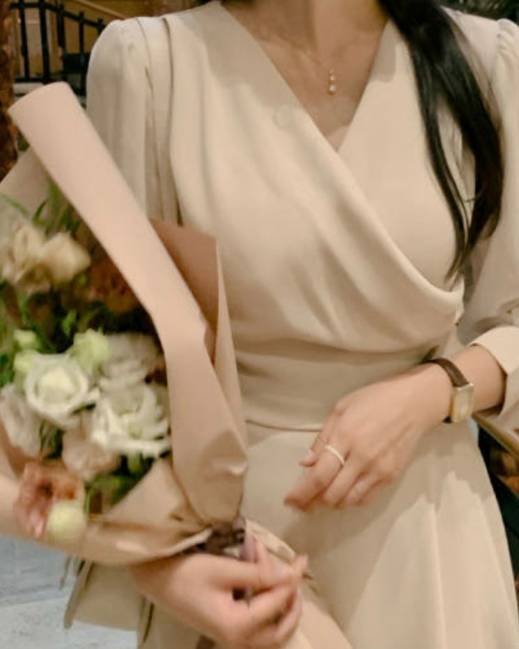 [ Pre-order ] Chiffon Sleeve Wrap Dress