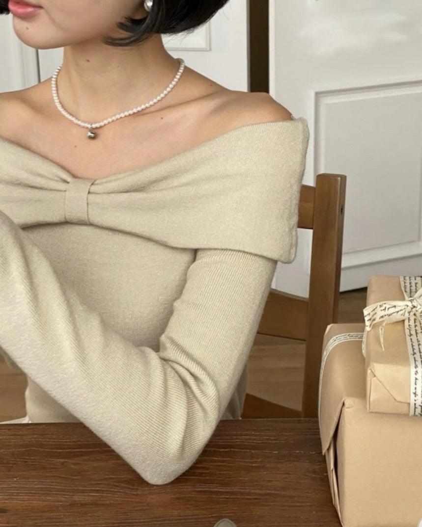 Ribbon Off-Shoulder Knit