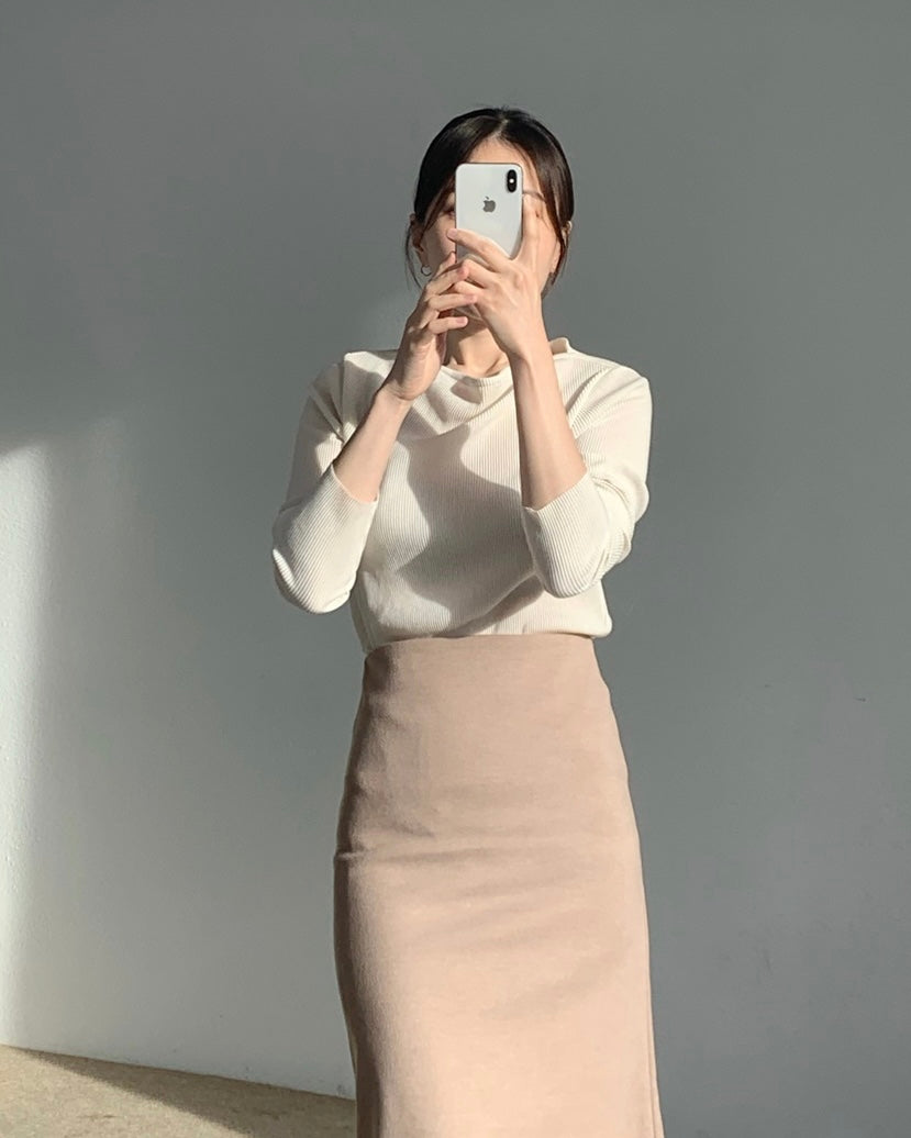 Pleats Boat-Neck Long Sleeves