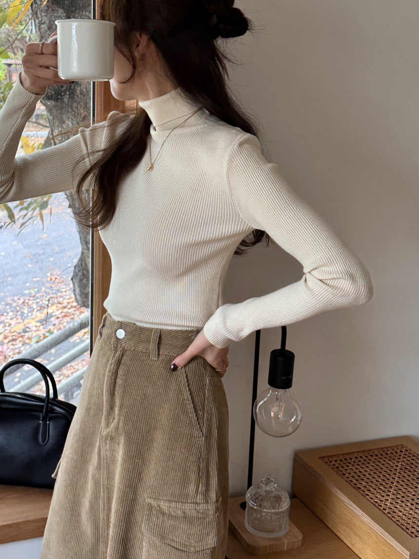 Senne Ribbed Turtle-Neck