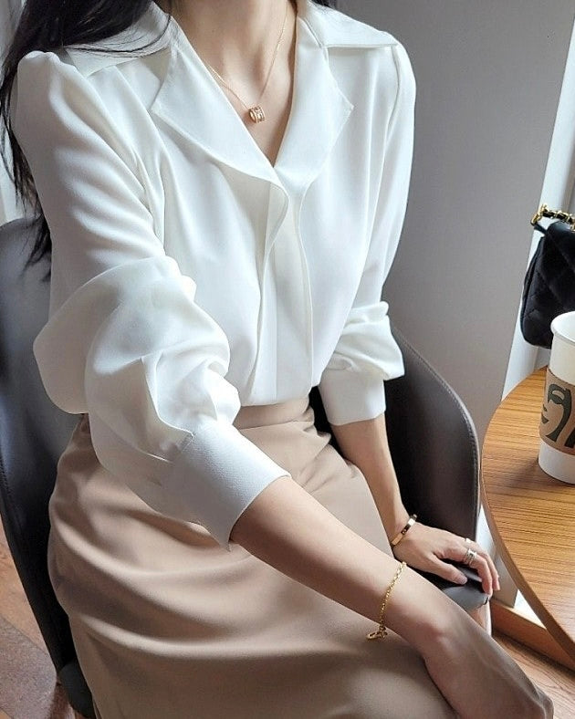 Merlin Collar Blouse