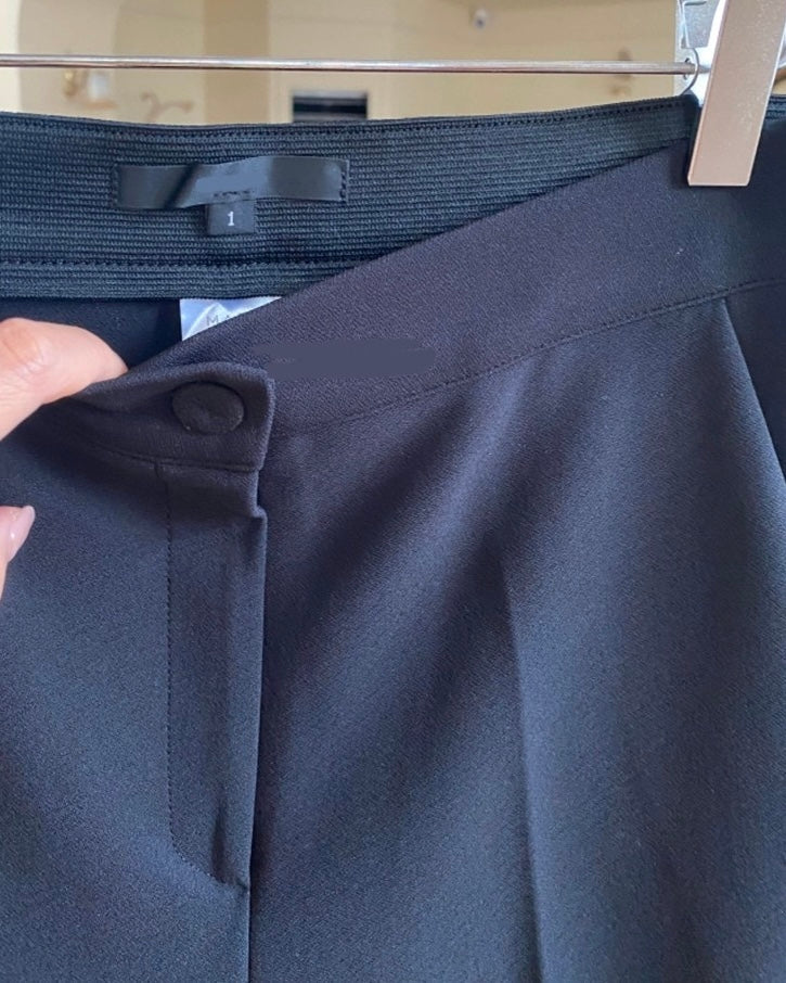 [S,M,L] Signature Stretchy Flared Pants