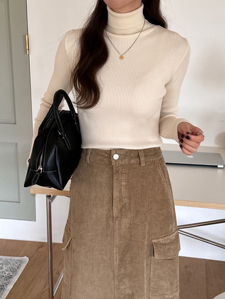 Senne Ribbed Turtle-Neck