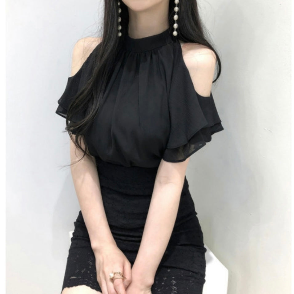 Frill Off-Shoulder Blouse