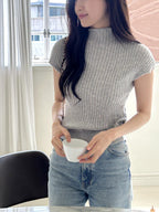 [ Pre-order ] Ribbed Cap-Sleeve Knit