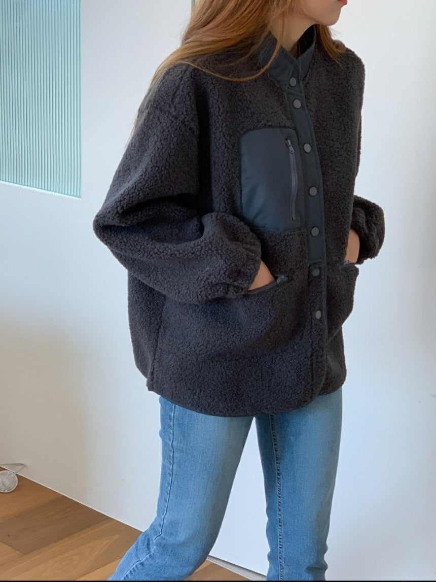 Pocket Loose-Fit Boucle Jacket