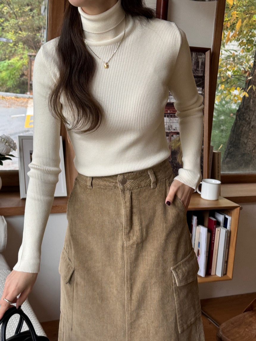 Senne Ribbed Turtle-Neck