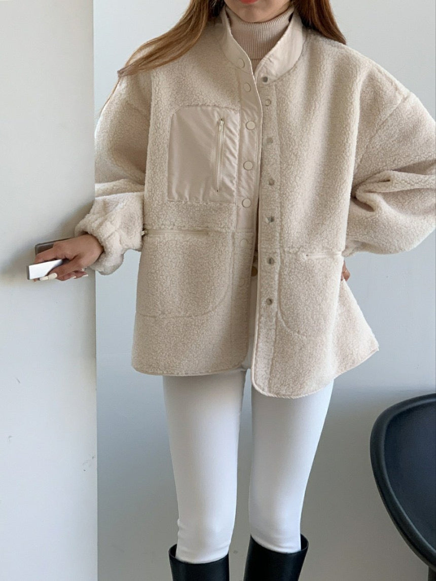 Pocket Loose-Fit Boucle Jacket