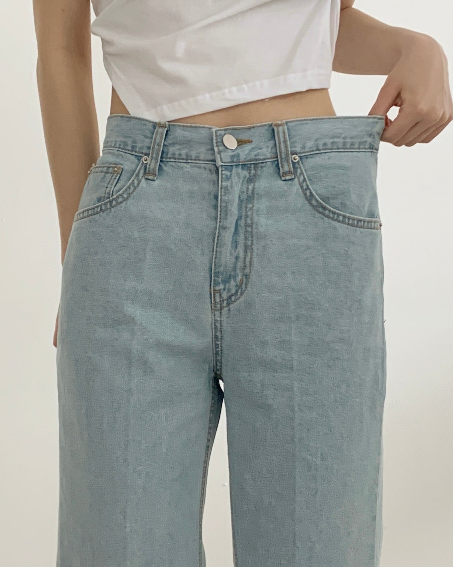 [S,M,L] Cool Front-Pintuck Semi Flare Jeans