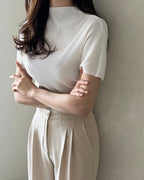 Pleats Half-Neck Short Sleeves