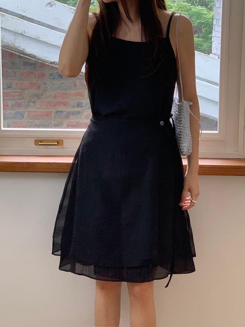 Stay Adjustable Strap Sleeveless