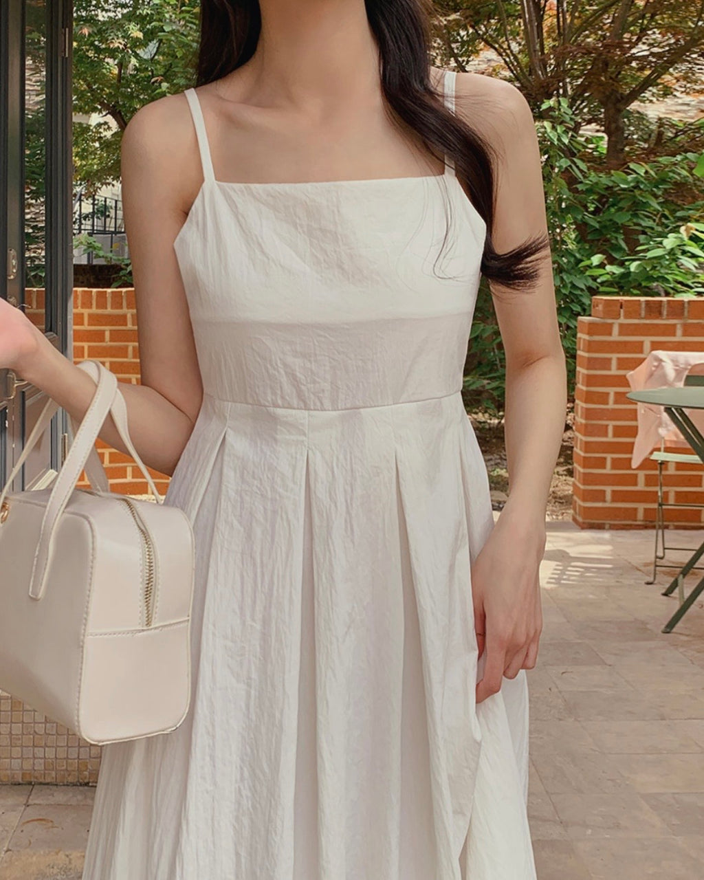 Pleats Sleeveless Dress