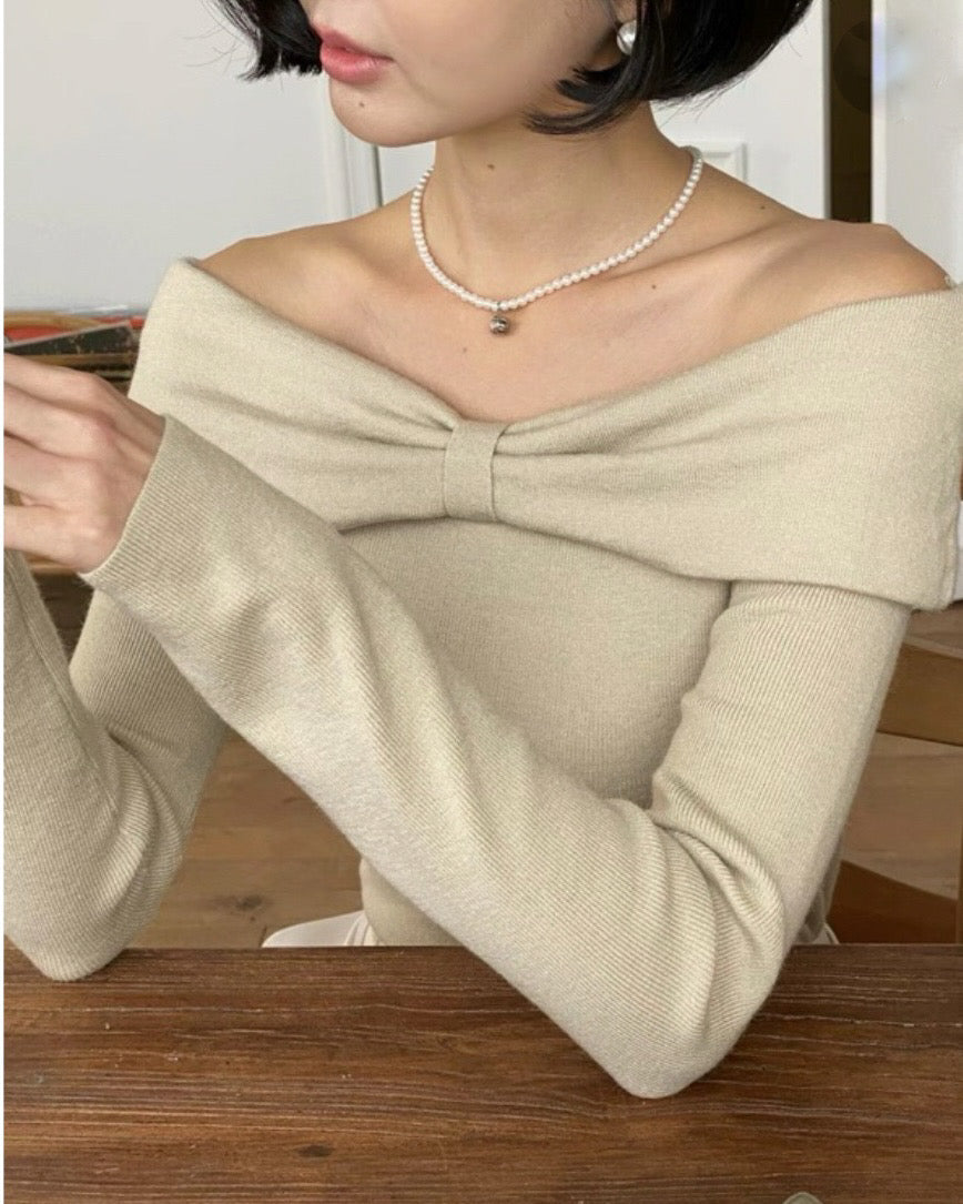 Ribbon Off-Shoulder Knit