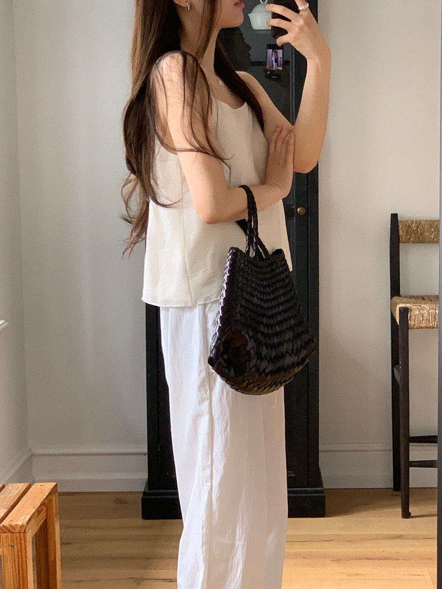Stay Adjustable Strap Sleeveless