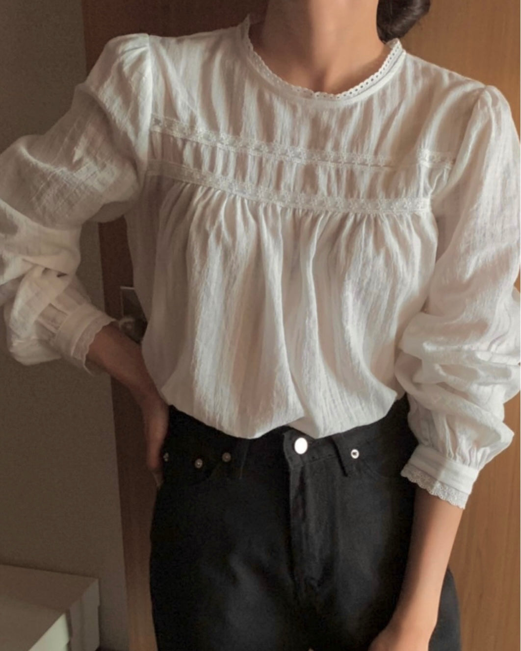 Roel Lace Blouse