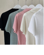 Pleats Half-Neck Short Sleeves