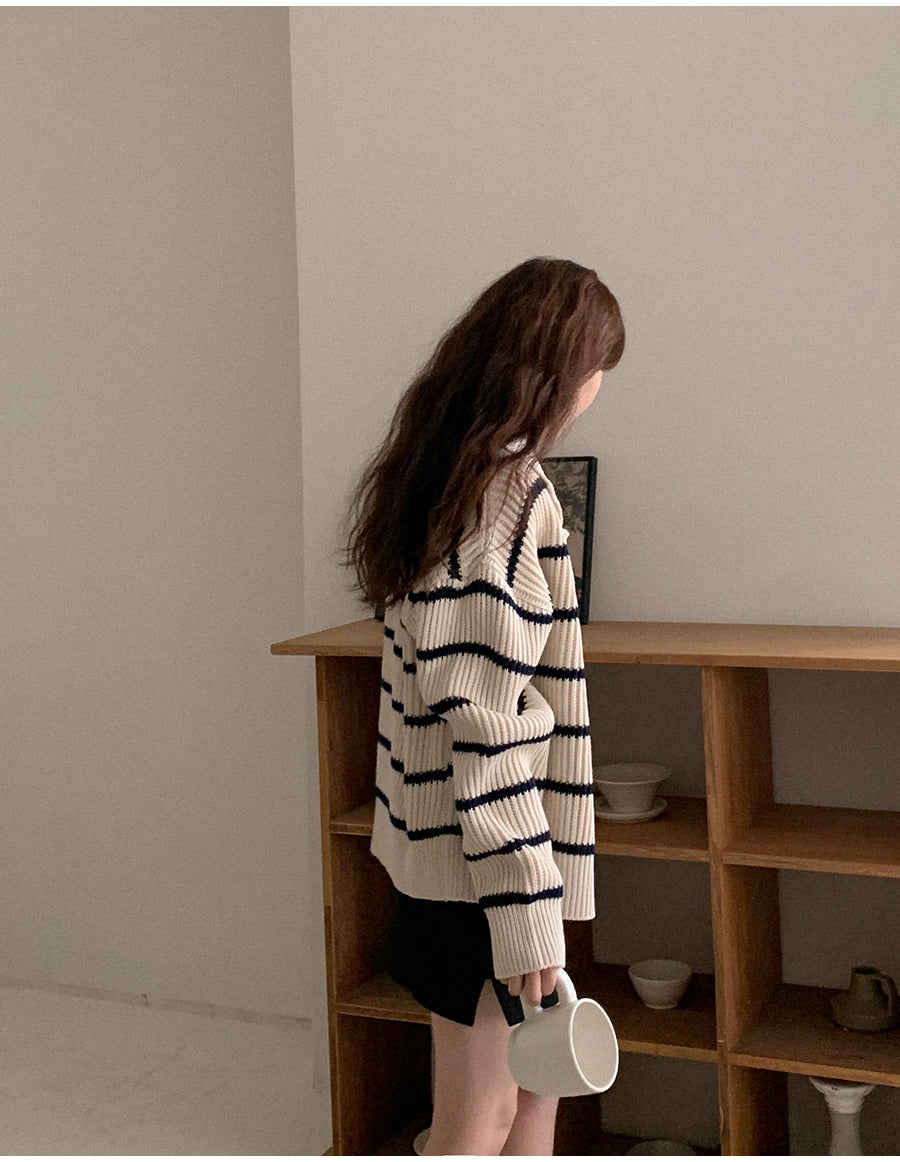 Striped Collor Cardigan