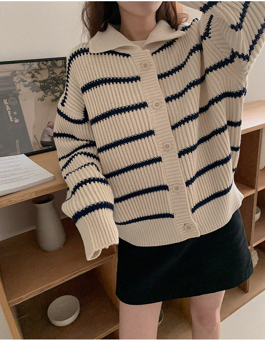 Striped Collor Cardigan