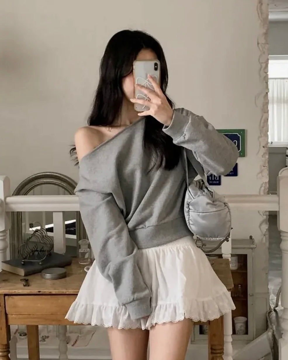 Holly Off-Shoulder Sweatshirt