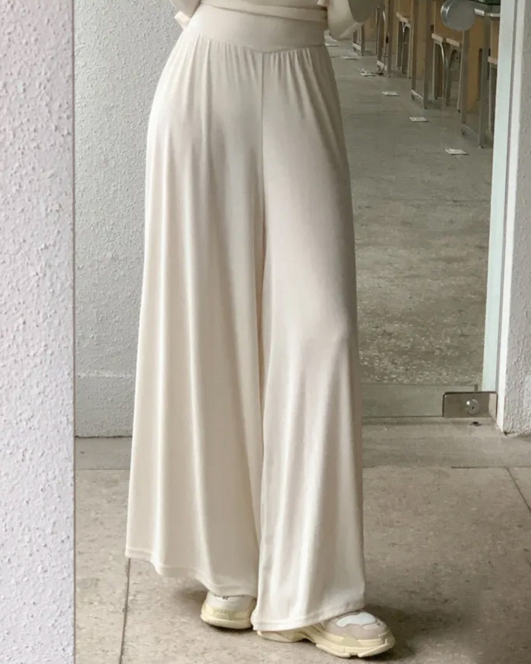 Rhubarb Three-Piece Set