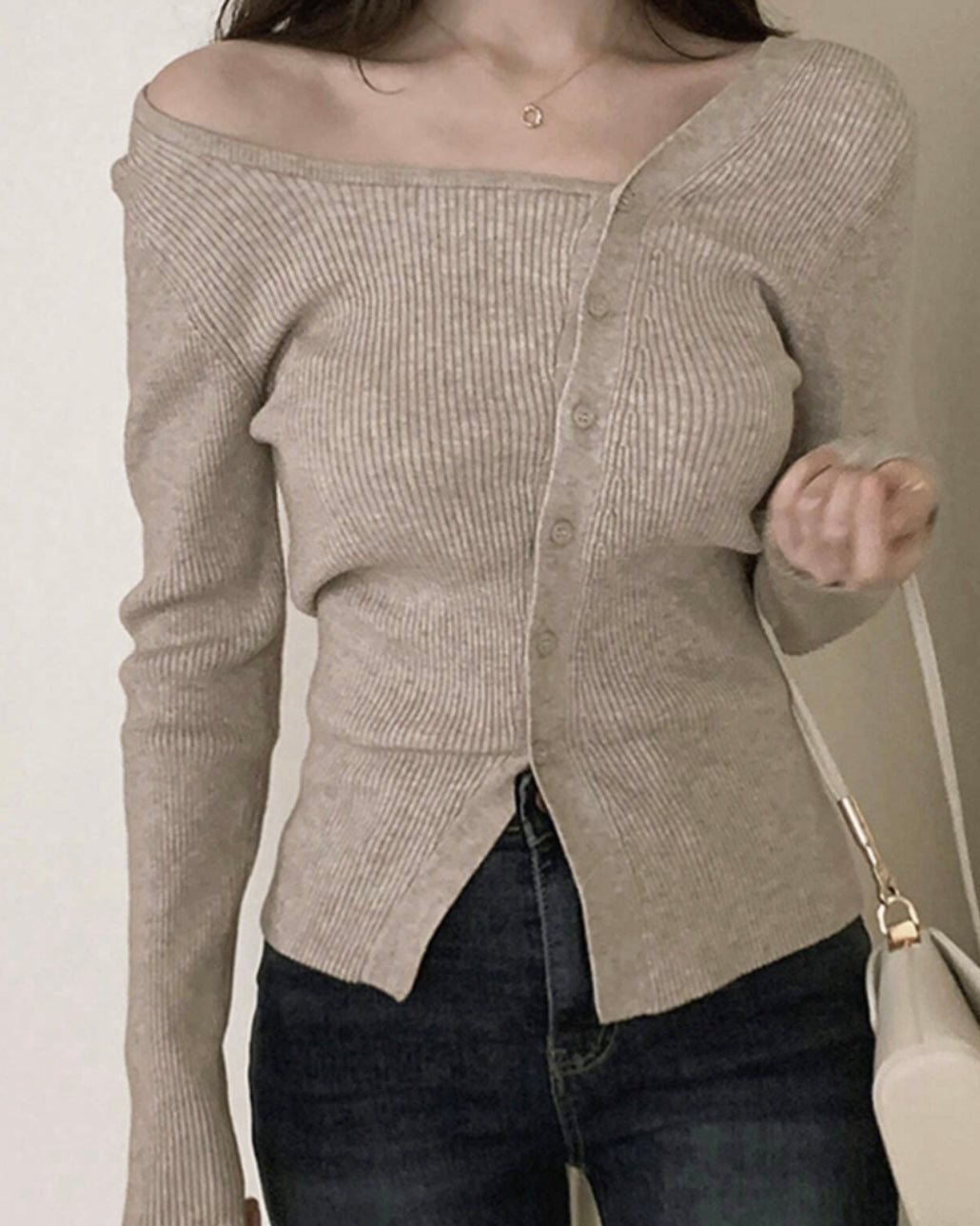 Oblique Buttons Ribbed Knit