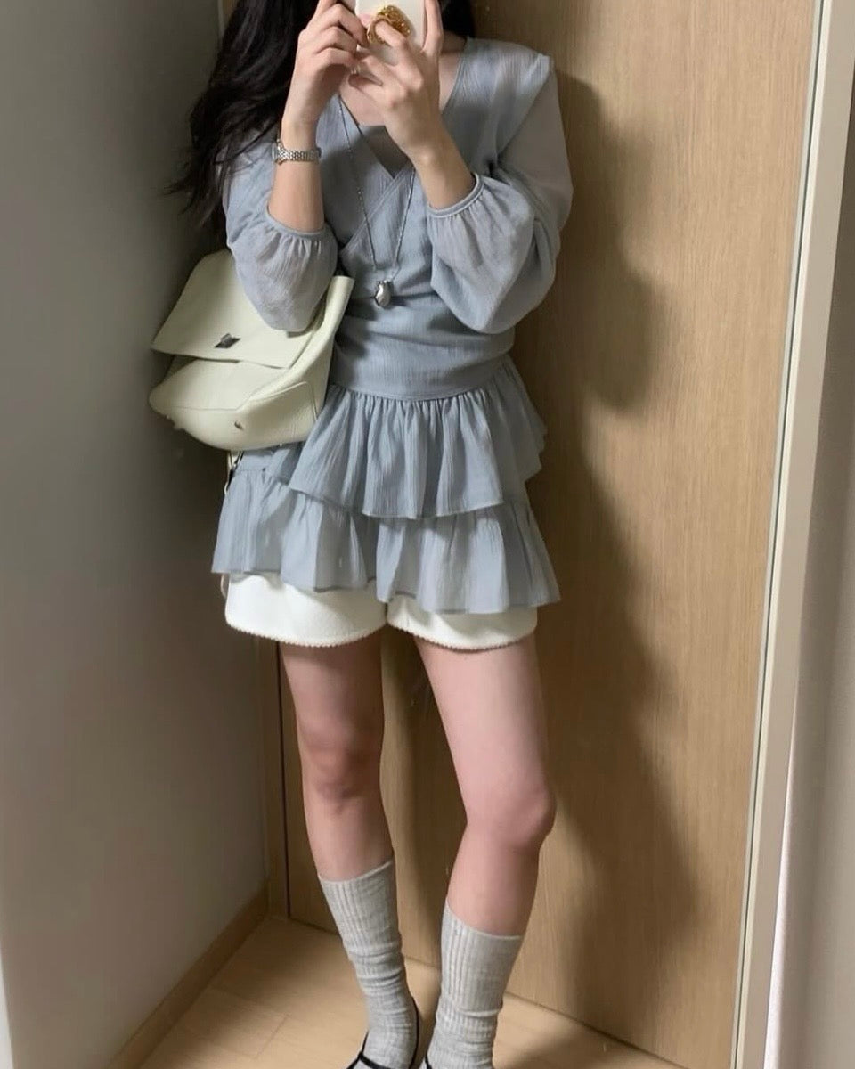 Frill Sleeveless Blouse Set