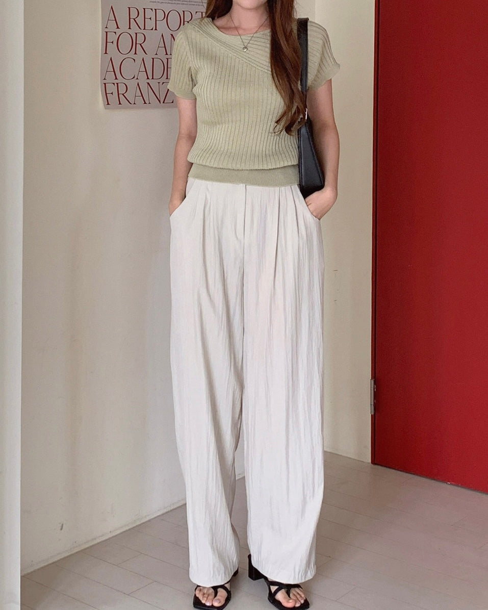 Summer Pin-Tuck Slacks