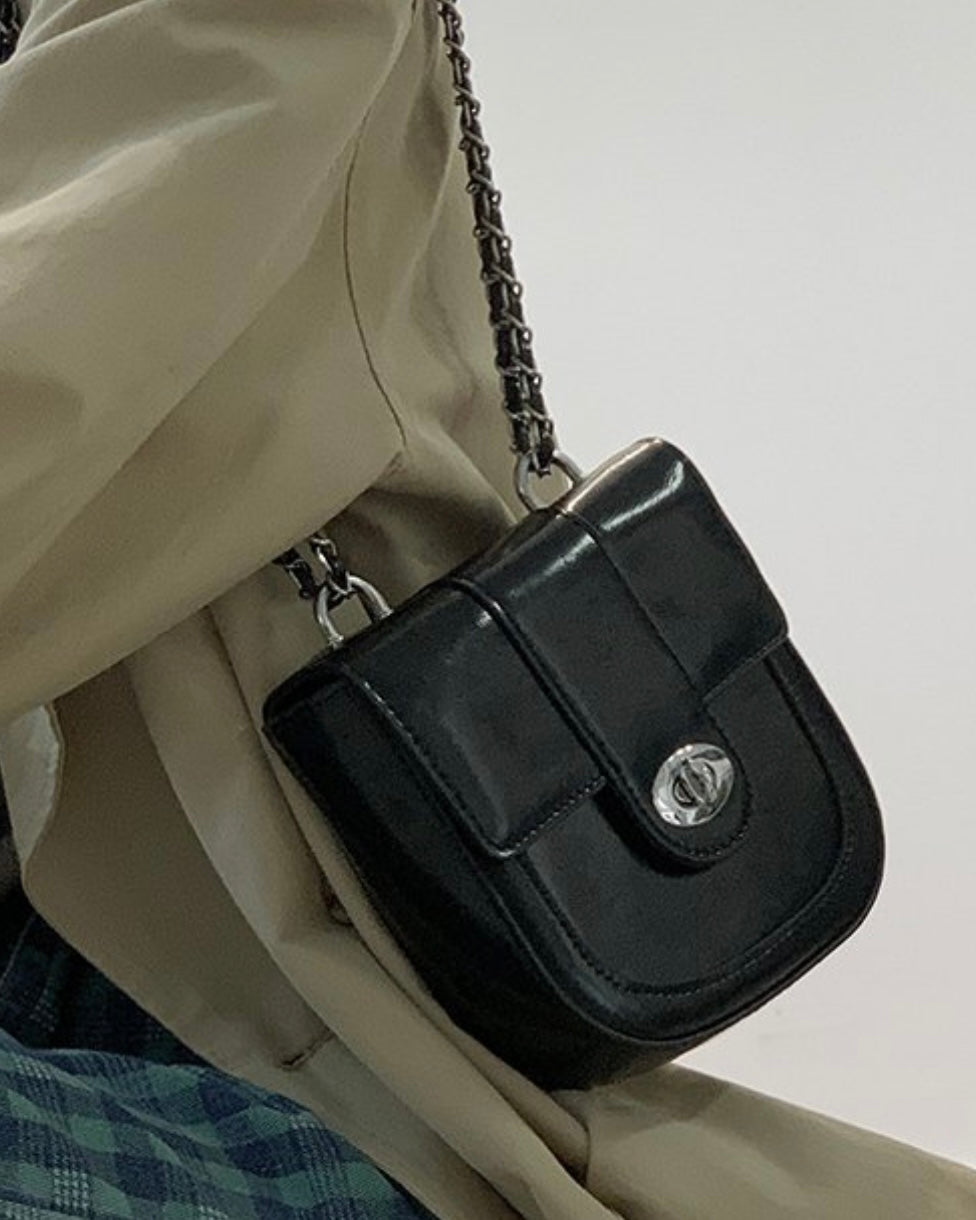 Modern Shoulder Bag