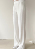 Everyday Pleats Pants