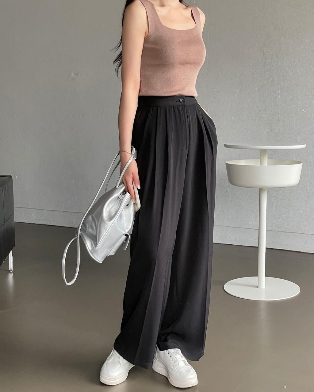 Square-Neck Knit Sleeveless