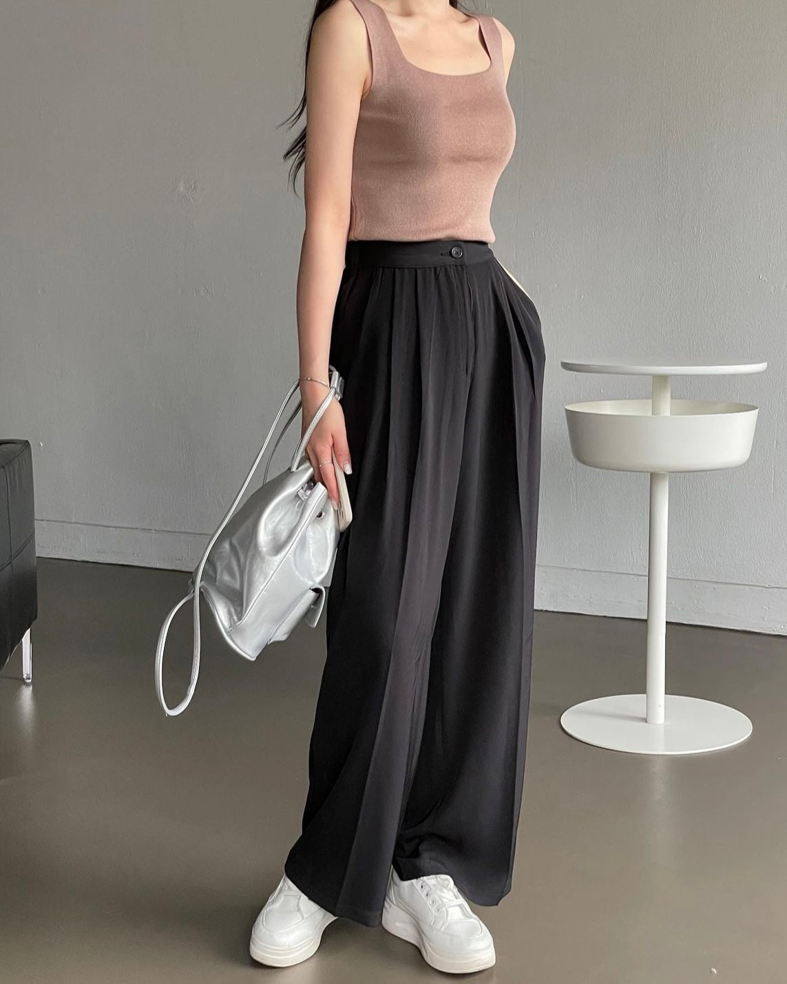 Square-Neck Knit Sleeveless