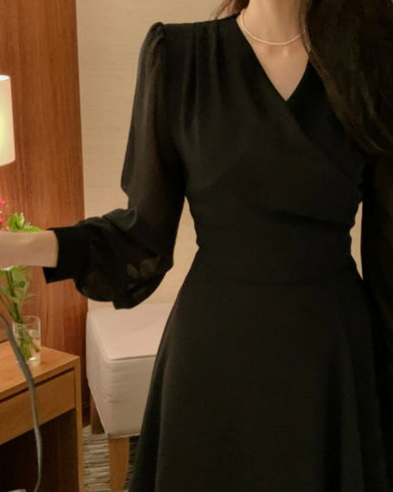 [ Pre-order ] Chiffon Sleeve Wrap Dress