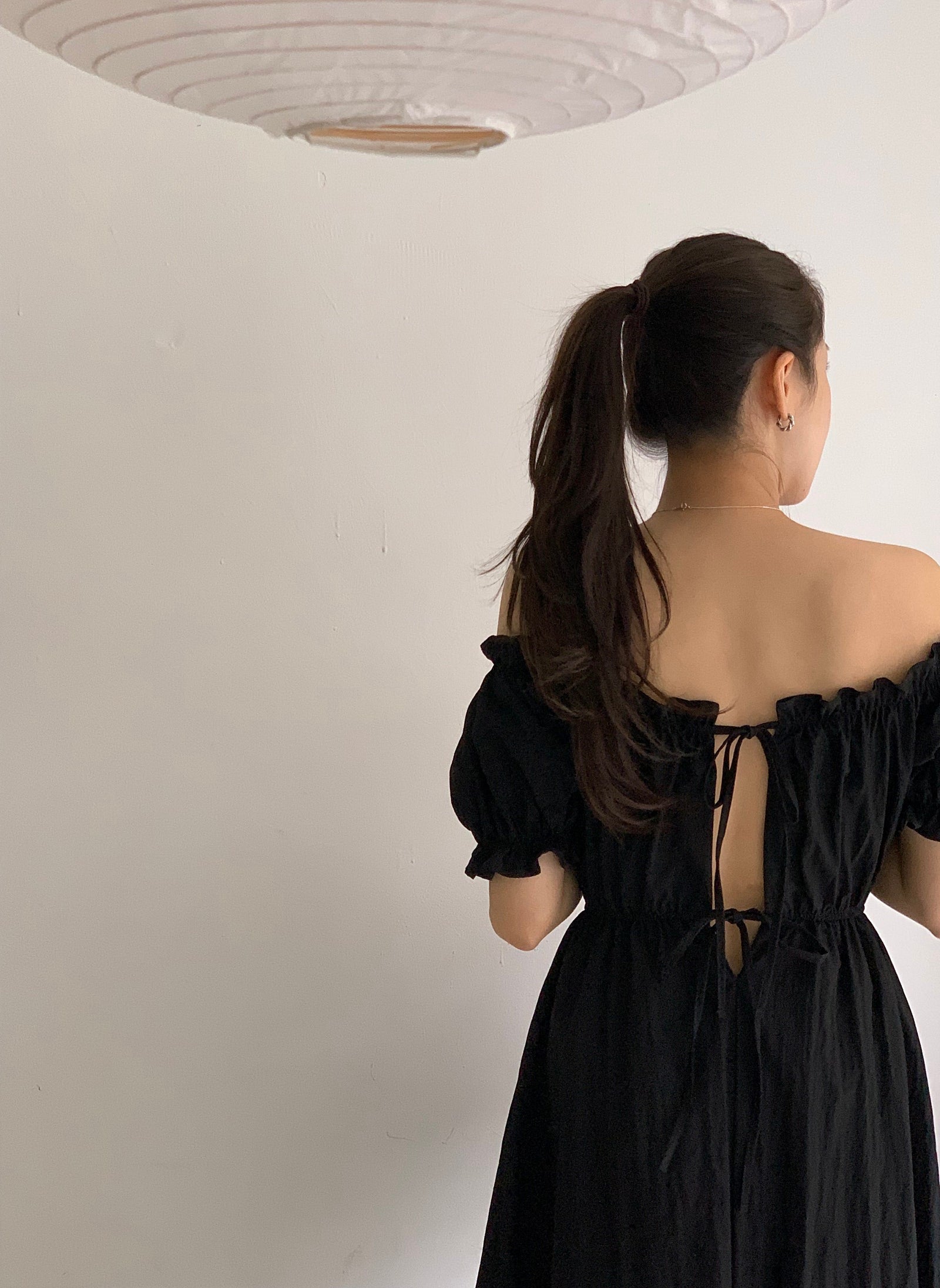 Off-Shoulder Back Ribbon Dress
