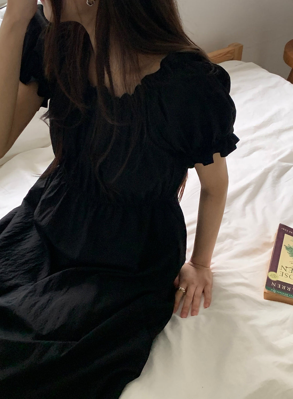 Off-Shoulder Back Ribbon Dress