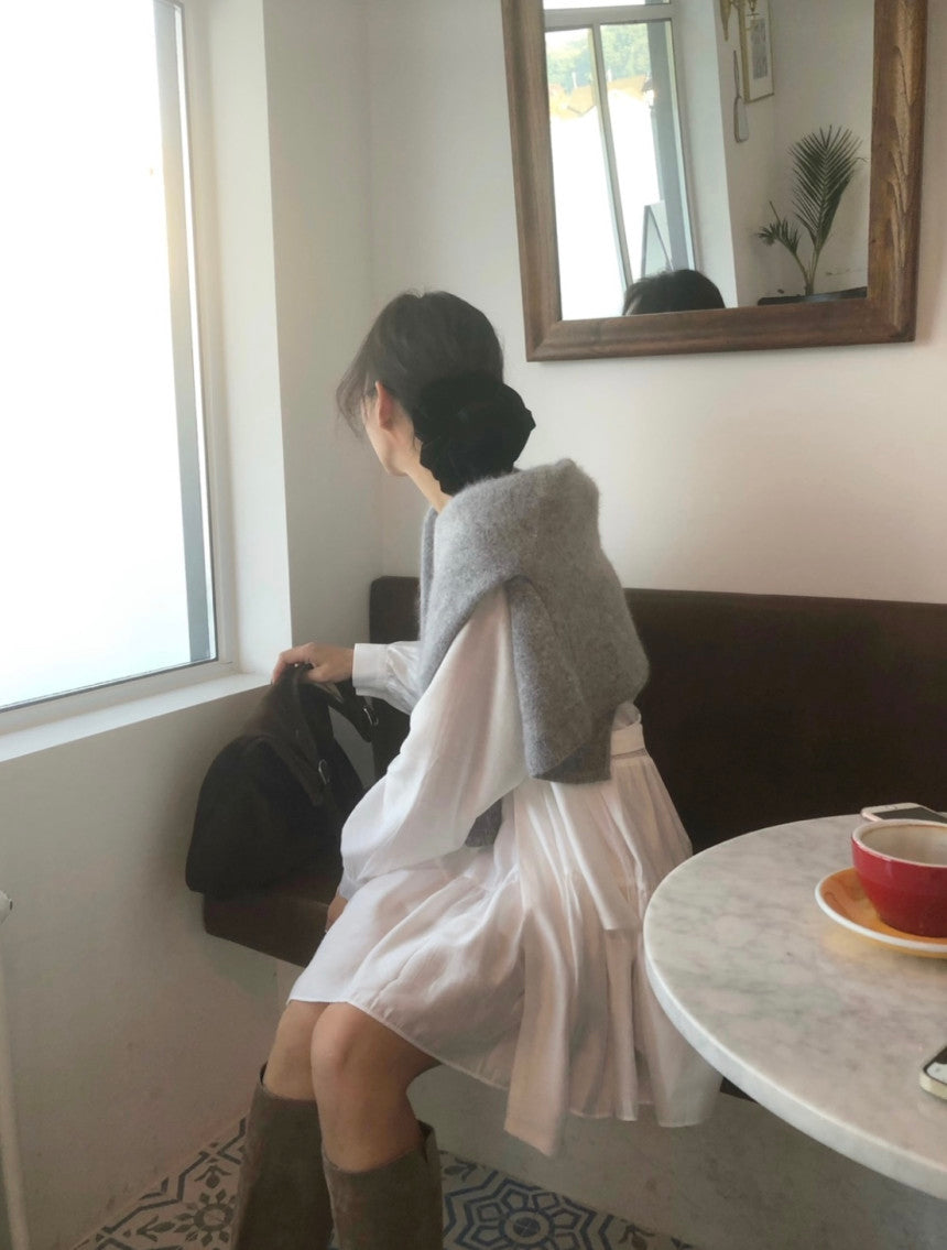 [ Pre-order ] Laurent Pintuck Dress