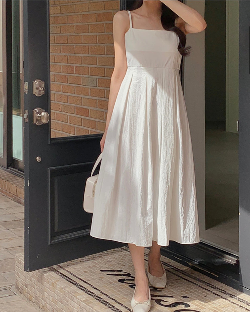 Pleats Sleeveless Dress