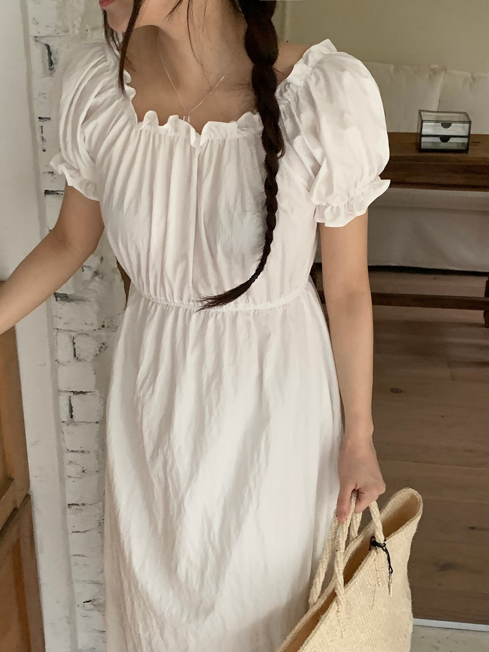 Off-Shoulder Back Ribbon Dress